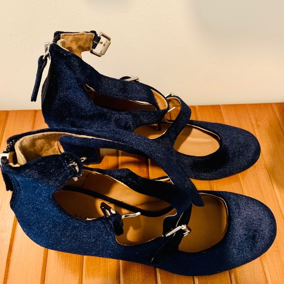 Indigo! - Picture 3 of 4